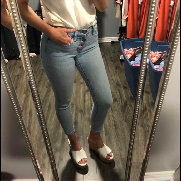 JCrew Jeans Four Buttons - Picture 2 of 4